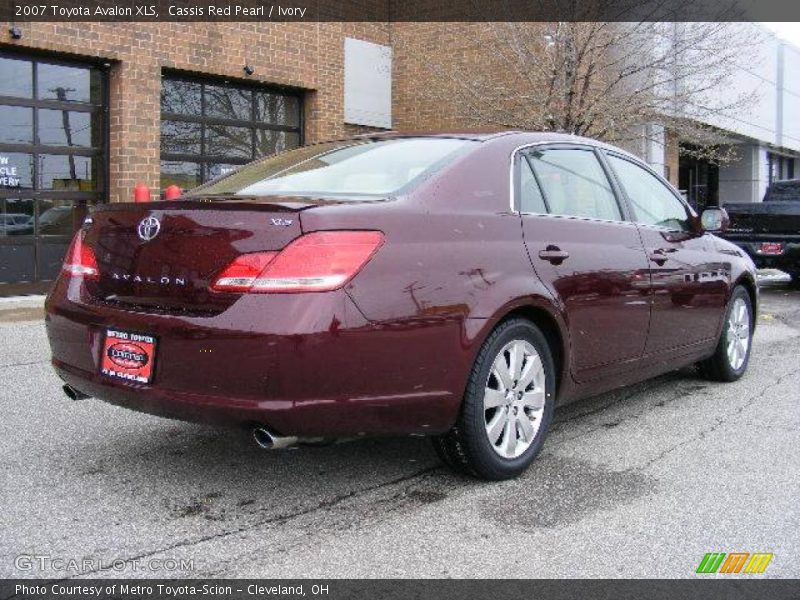 Cassis Red Pearl / Ivory 2007 Toyota Avalon XLS