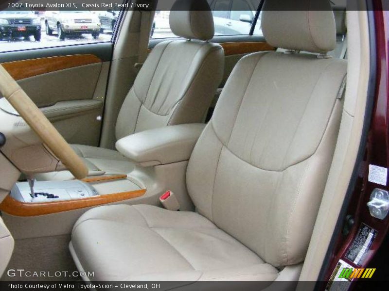 Cassis Red Pearl / Ivory 2007 Toyota Avalon XLS