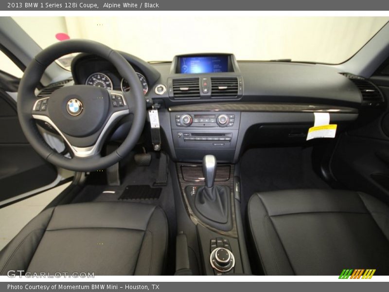 Dashboard of 2013 1 Series 128i Coupe