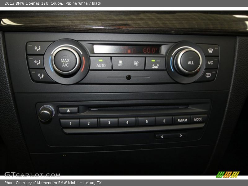 Controls of 2013 1 Series 128i Coupe