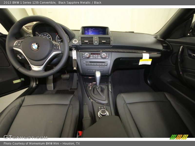 Dashboard of 2013 1 Series 128i Convertible