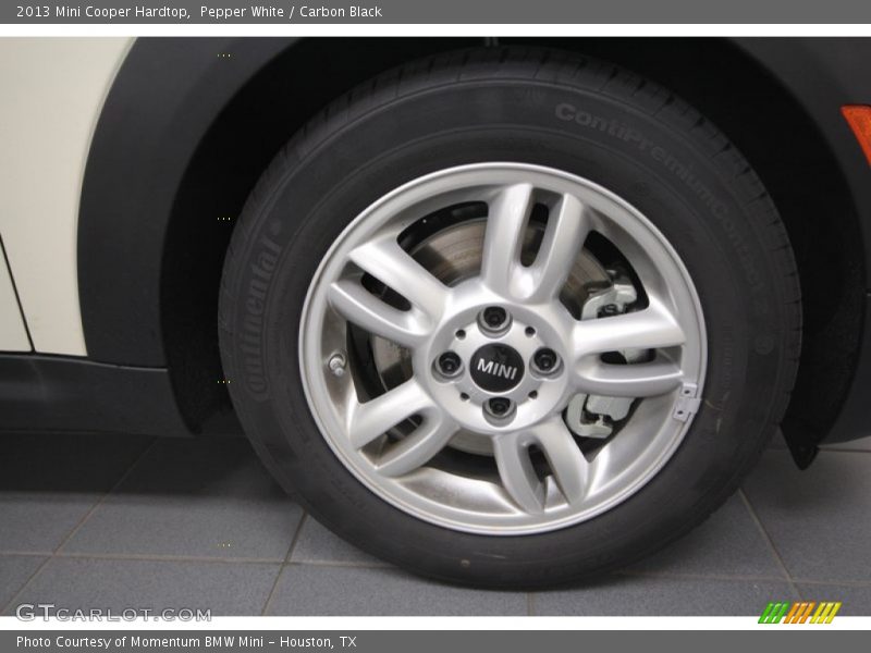 Pepper White / Carbon Black 2013 Mini Cooper Hardtop