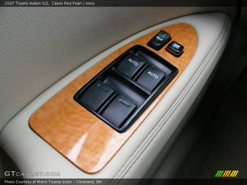 Cassis Red Pearl / Ivory 2007 Toyota Avalon XLS