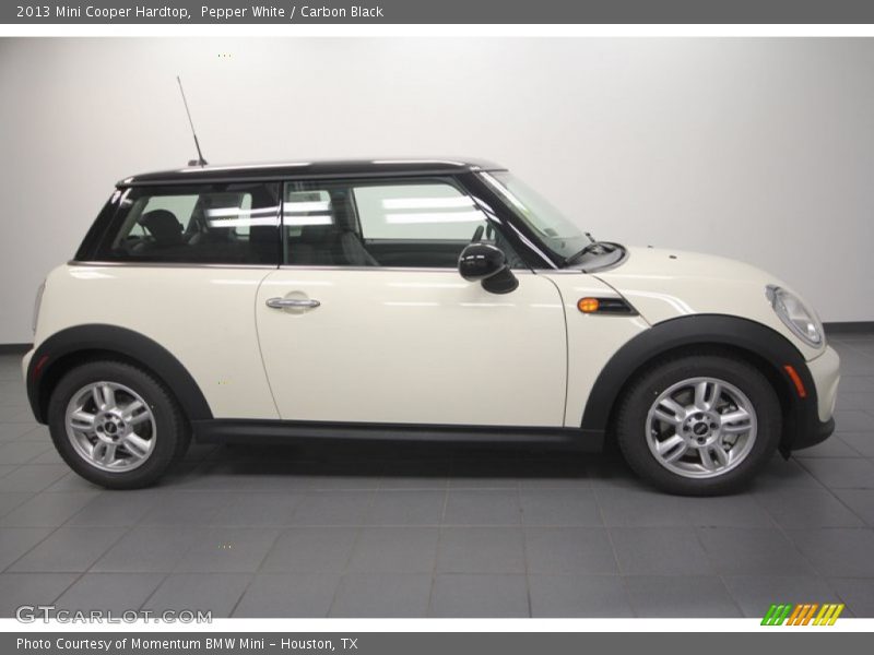 Pepper White / Carbon Black 2013 Mini Cooper Hardtop