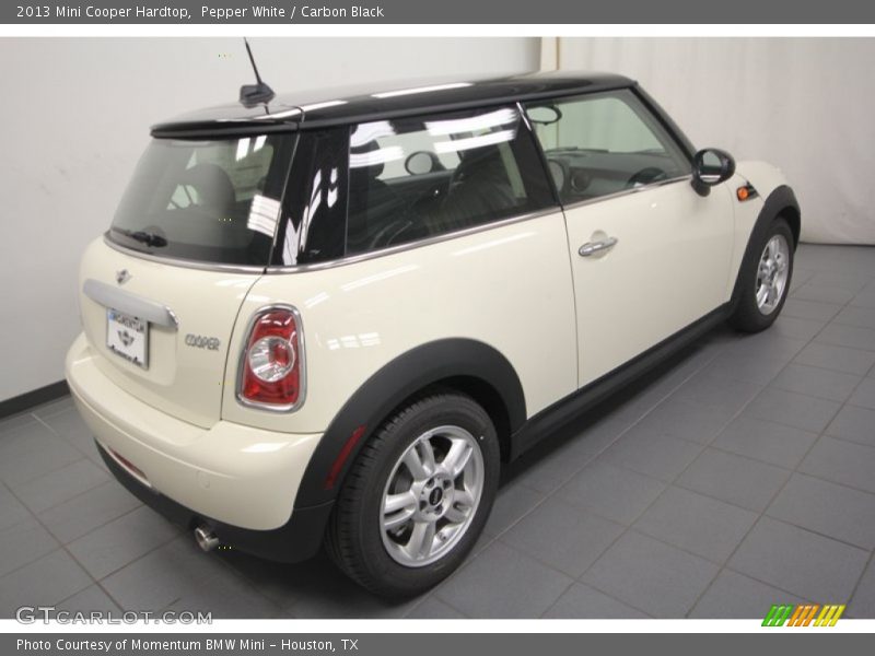 Pepper White / Carbon Black 2013 Mini Cooper Hardtop