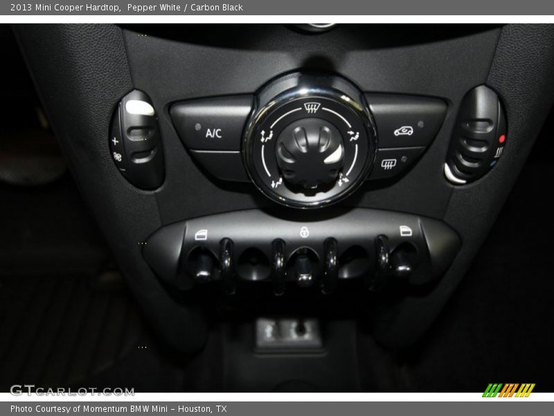 Pepper White / Carbon Black 2013 Mini Cooper Hardtop