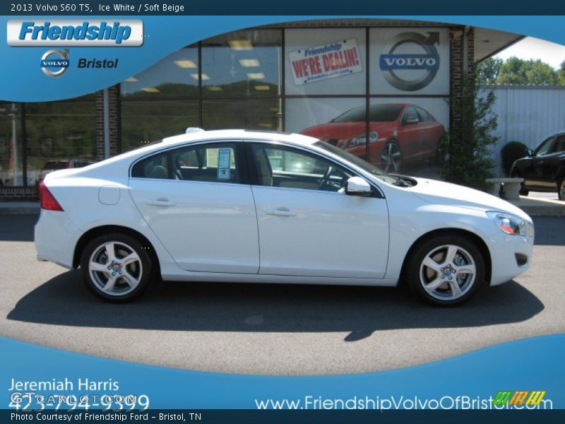 Ice White / Soft Beige 2013 Volvo S60 T5