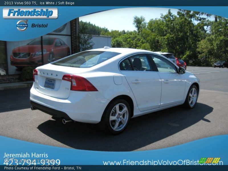 Ice White / Soft Beige 2013 Volvo S60 T5