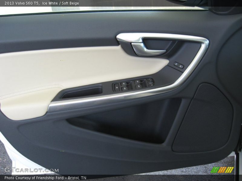 Ice White / Soft Beige 2013 Volvo S60 T5