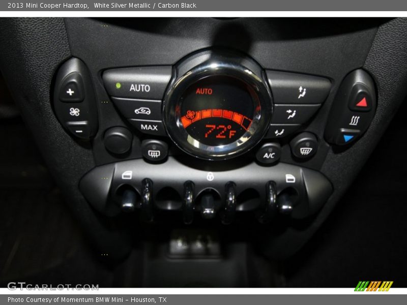 Controls of 2013 Cooper Hardtop
