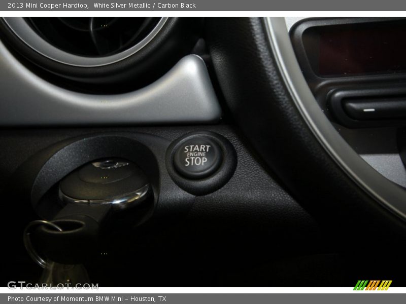 White Silver Metallic / Carbon Black 2013 Mini Cooper Hardtop