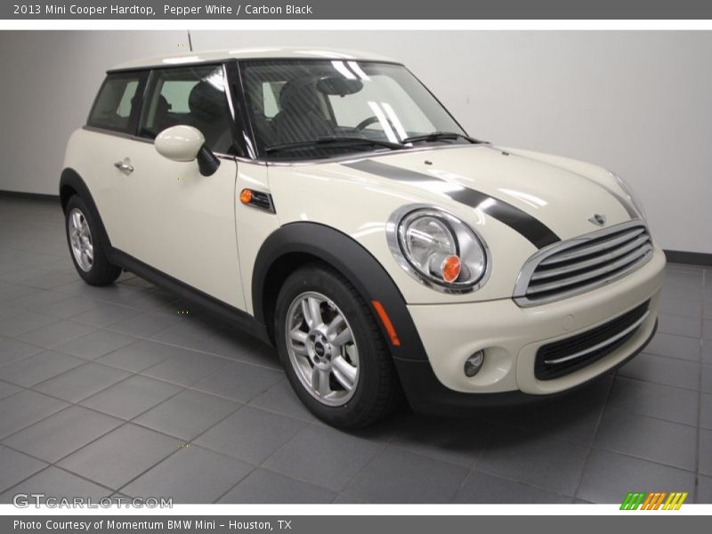 Pepper White / Carbon Black 2013 Mini Cooper Hardtop