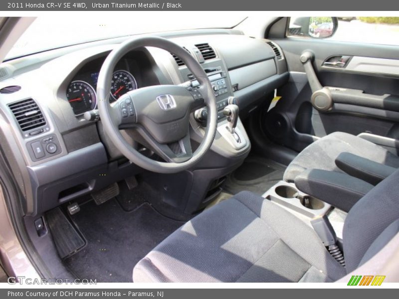 Urban Titanium Metallic / Black 2011 Honda CR-V SE 4WD