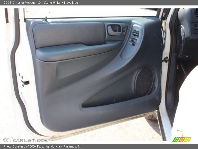 Stone White / Navy Blue 2003 Chrysler Voyager LX
