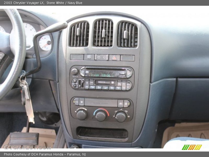 Controls of 2003 Voyager LX