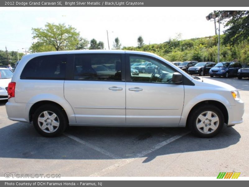 Bright Silver Metallic / Black/Light Graystone 2012 Dodge Grand Caravan SE