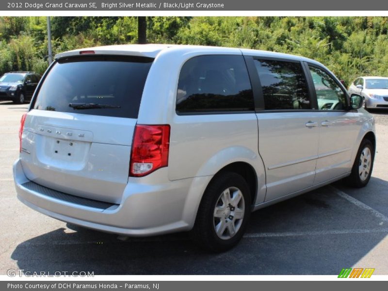 Bright Silver Metallic / Black/Light Graystone 2012 Dodge Grand Caravan SE