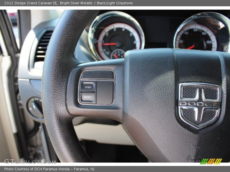 Bright Silver Metallic / Black/Light Graystone 2012 Dodge Grand Caravan SE