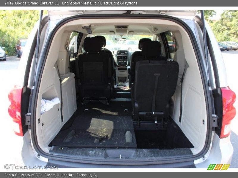 Bright Silver Metallic / Black/Light Graystone 2012 Dodge Grand Caravan SE