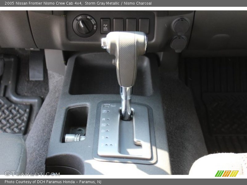 Storm Gray Metallic / Nismo Charcoal 2005 Nissan Frontier Nismo Crew Cab 4x4