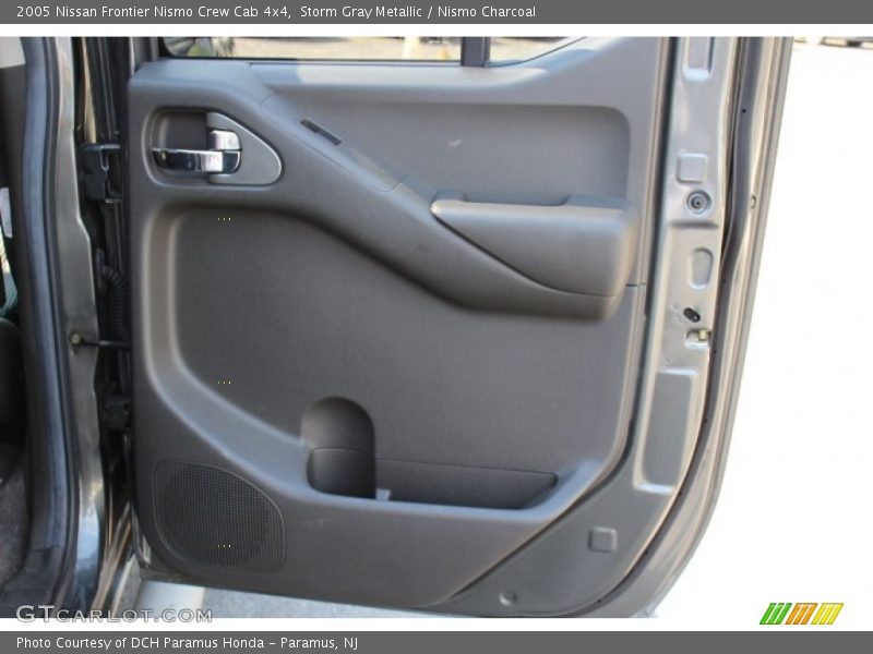 Storm Gray Metallic / Nismo Charcoal 2005 Nissan Frontier Nismo Crew Cab 4x4