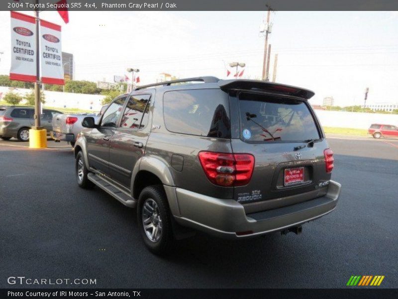 Phantom Gray Pearl / Oak 2004 Toyota Sequoia SR5 4x4