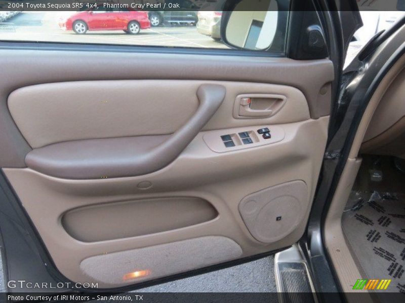 Phantom Gray Pearl / Oak 2004 Toyota Sequoia SR5 4x4