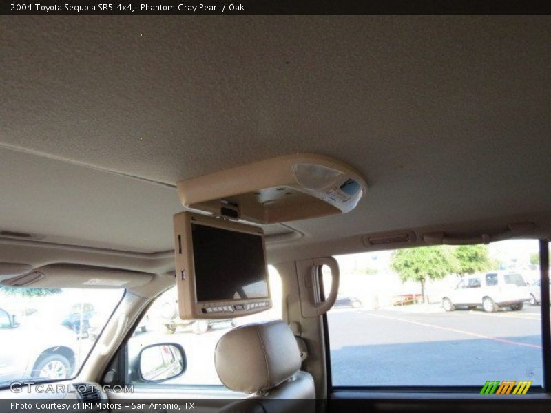 Phantom Gray Pearl / Oak 2004 Toyota Sequoia SR5 4x4