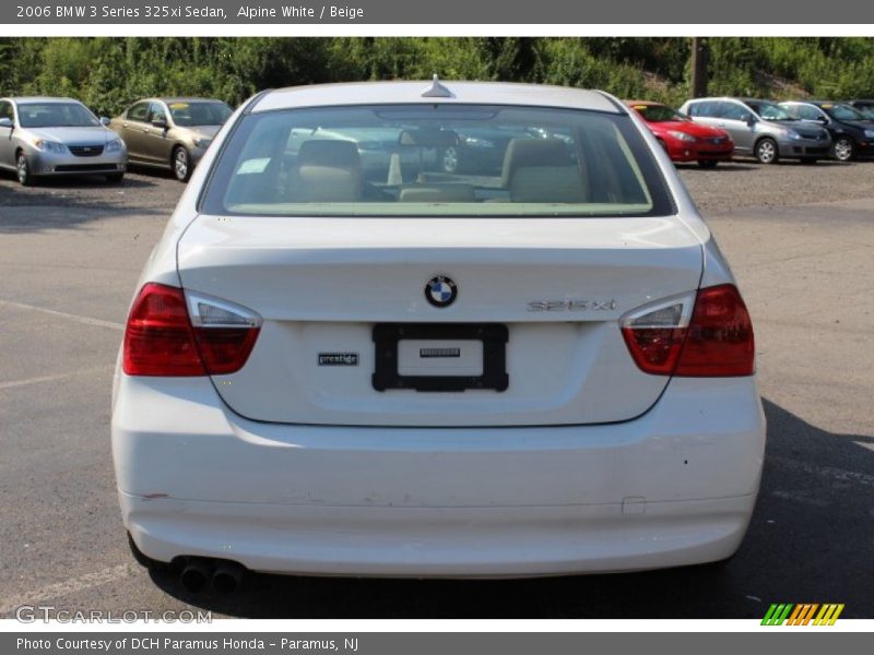 Alpine White / Beige 2006 BMW 3 Series 325xi Sedan