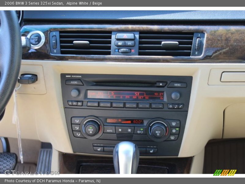 Alpine White / Beige 2006 BMW 3 Series 325xi Sedan