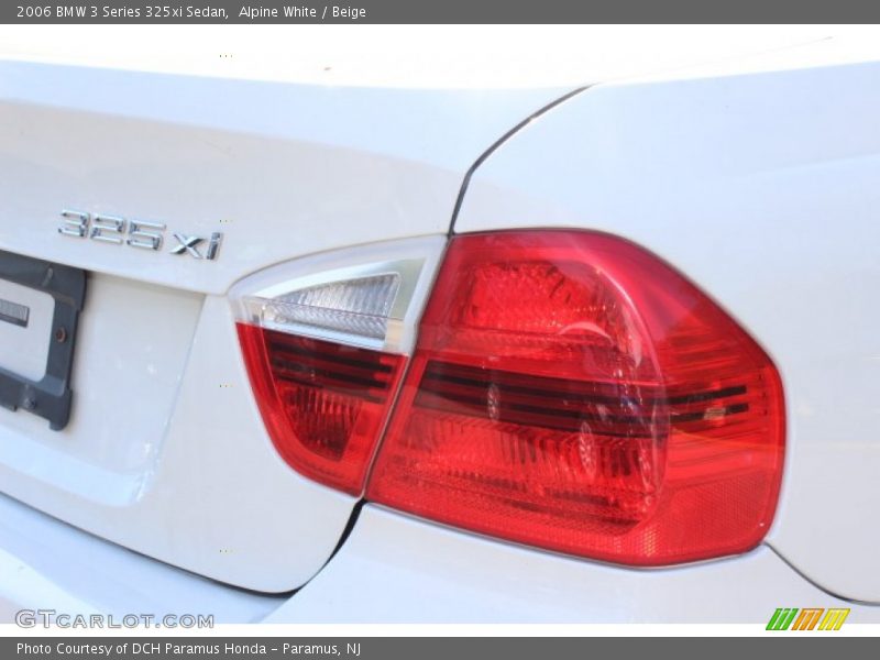 Alpine White / Beige 2006 BMW 3 Series 325xi Sedan