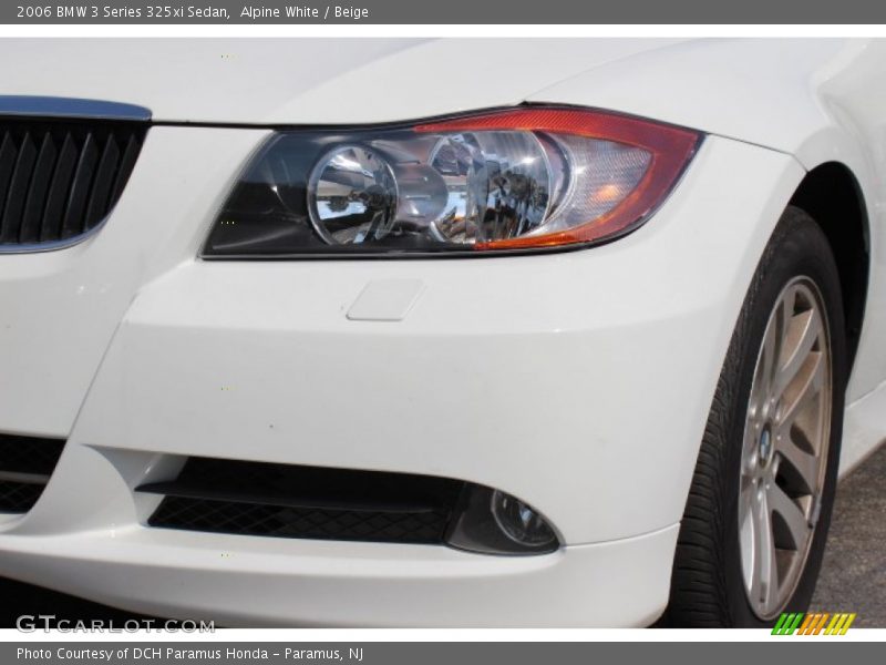 Alpine White / Beige 2006 BMW 3 Series 325xi Sedan