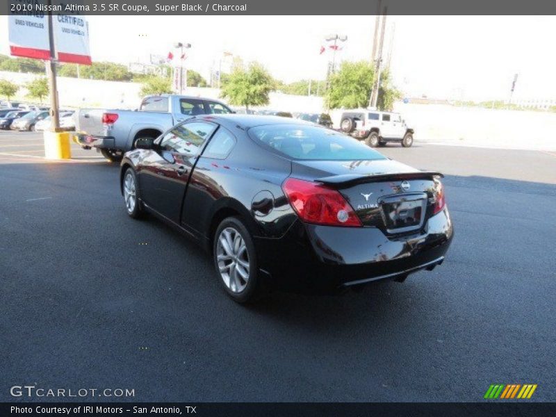 Super Black / Charcoal 2010 Nissan Altima 3.5 SR Coupe
