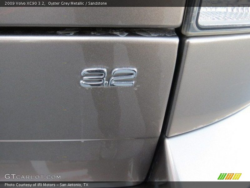 Oyster Grey Metallic / Sandstone 2009 Volvo XC90 3.2