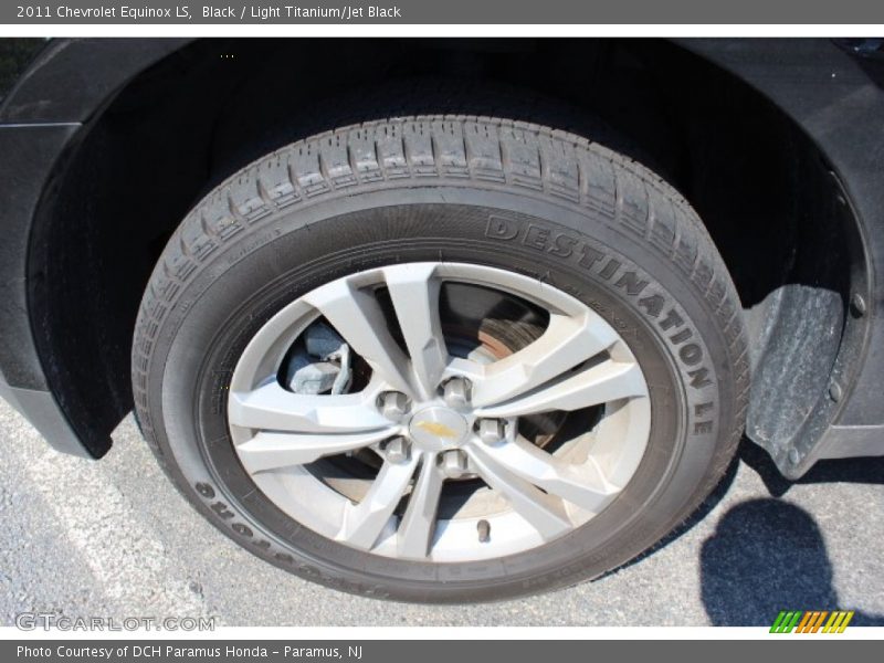 Black / Light Titanium/Jet Black 2011 Chevrolet Equinox LS
