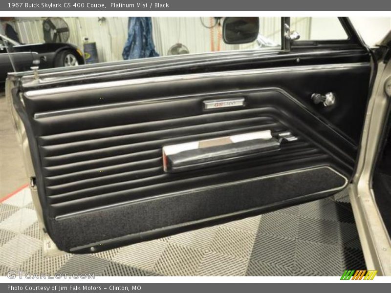 Platinum Mist / Black 1967 Buick Skylark GS 400 Coupe