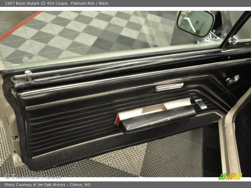 Platinum Mist / Black 1967 Buick Skylark GS 400 Coupe