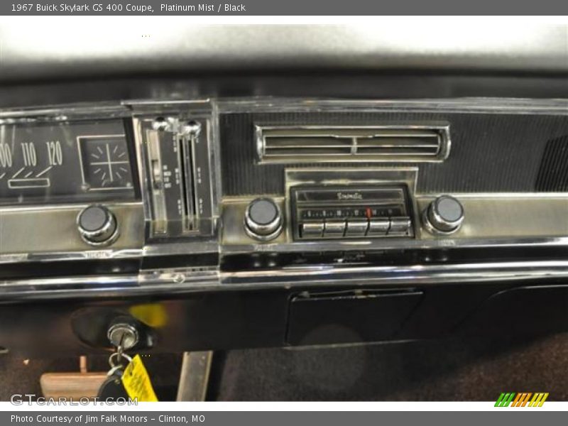 Platinum Mist / Black 1967 Buick Skylark GS 400 Coupe