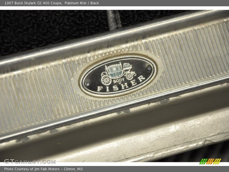 Platinum Mist / Black 1967 Buick Skylark GS 400 Coupe
