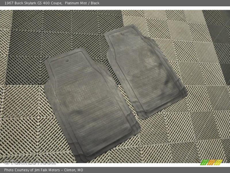 Platinum Mist / Black 1967 Buick Skylark GS 400 Coupe
