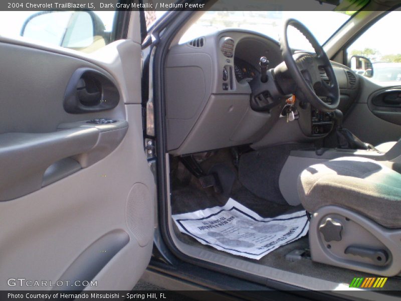 Dark Gray Metallic / Medium Pewter 2004 Chevrolet TrailBlazer LS