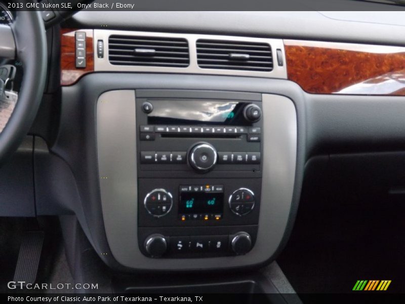 Onyx Black / Ebony 2013 GMC Yukon SLE