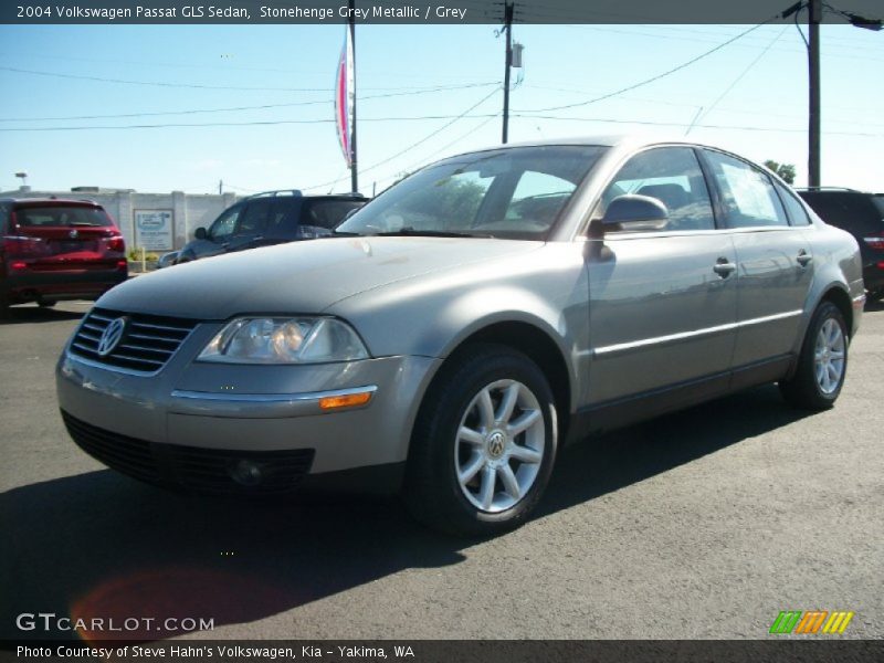 Stonehenge Grey Metallic / Grey 2004 Volkswagen Passat GLS Sedan