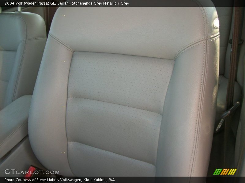 Stonehenge Grey Metallic / Grey 2004 Volkswagen Passat GLS Sedan