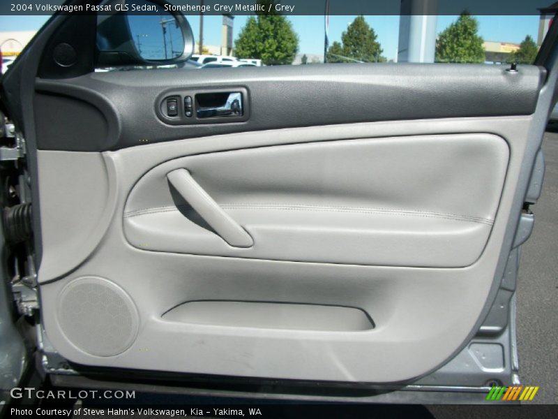 Stonehenge Grey Metallic / Grey 2004 Volkswagen Passat GLS Sedan