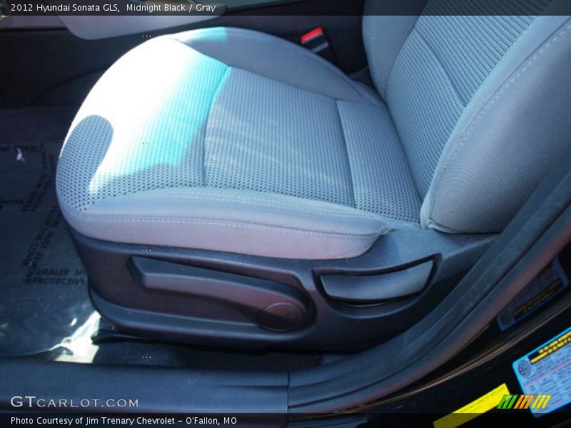Midnight Black / Gray 2012 Hyundai Sonata GLS