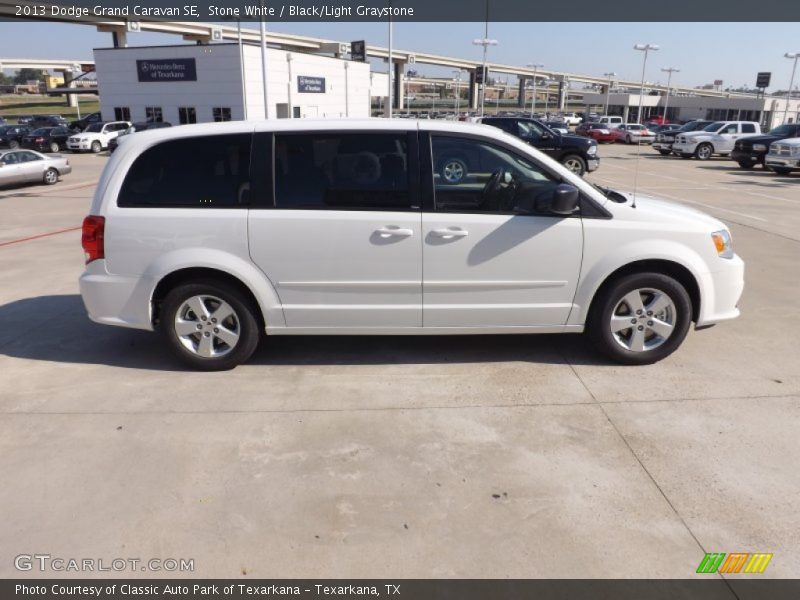 Stone White / Black/Light Graystone 2013 Dodge Grand Caravan SE