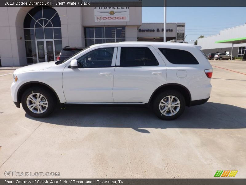 Bright White / Black 2013 Dodge Durango SXT