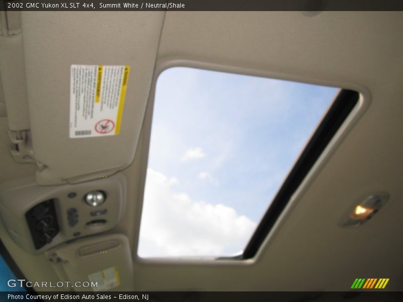 Summit White / Neutral/Shale 2002 GMC Yukon XL SLT 4x4