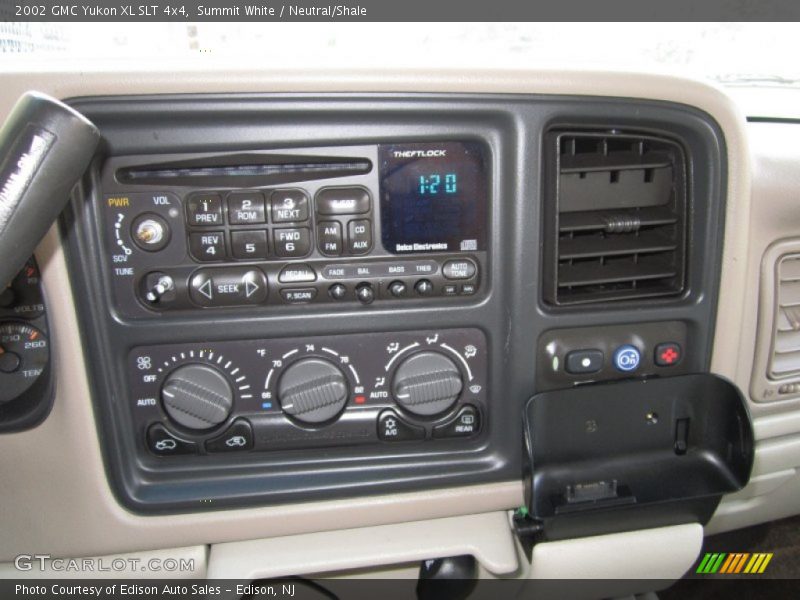 Summit White / Neutral/Shale 2002 GMC Yukon XL SLT 4x4